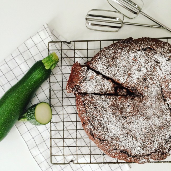 chocolate couregette cake