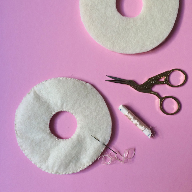 diy felt donuts 03