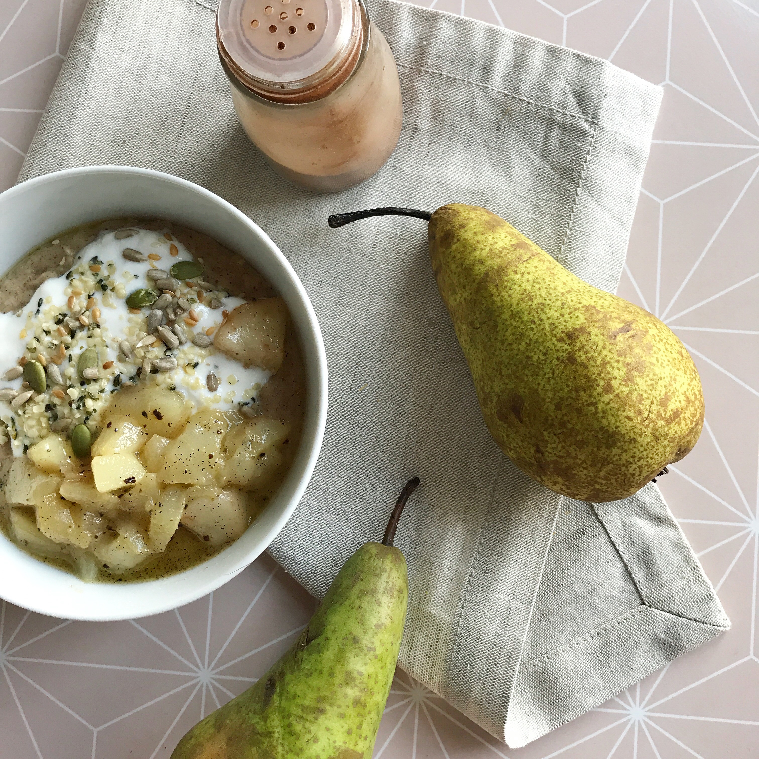 vanilla pear porridge