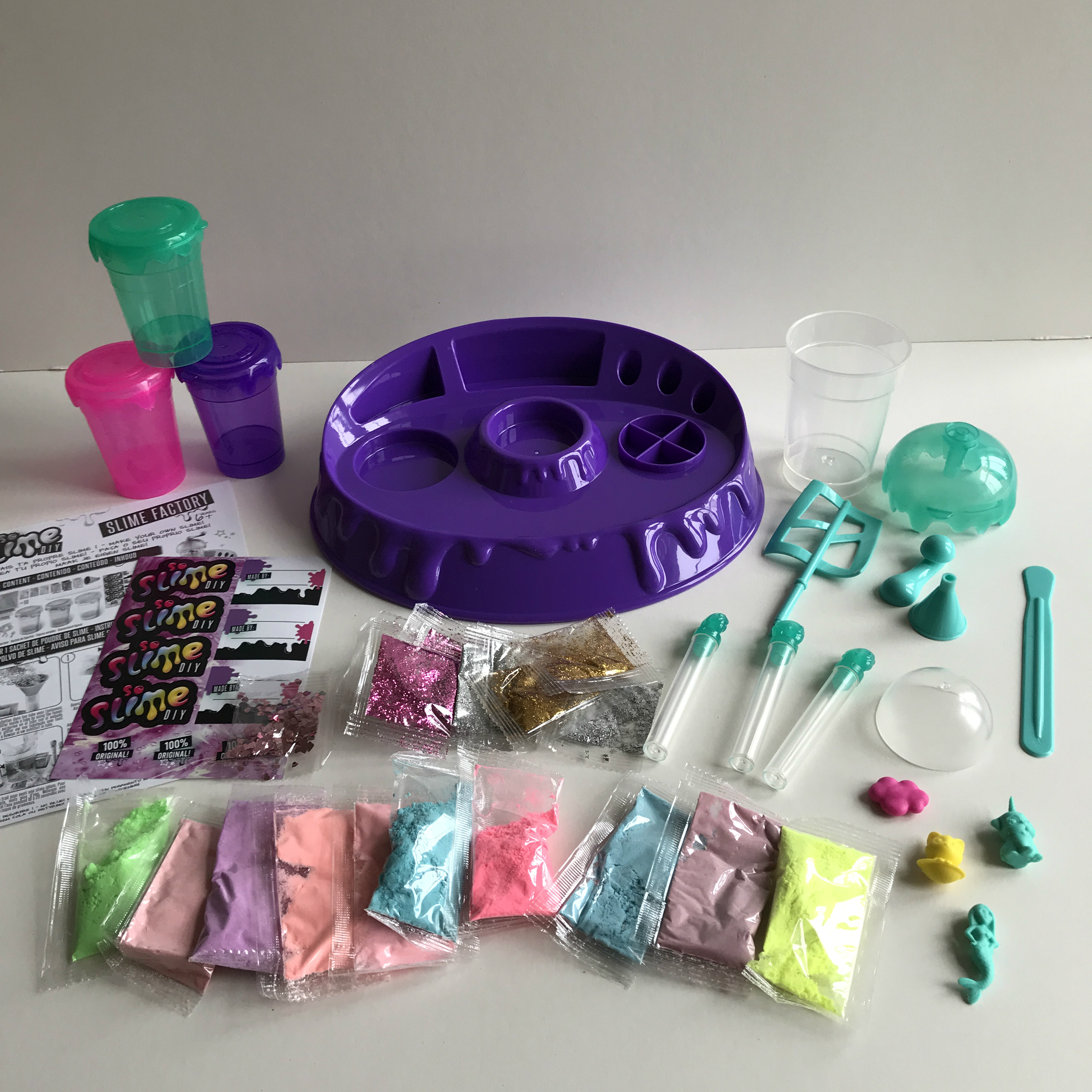 Canal Toys So Slime DIY Glitter Confetti Slime Factory Kit No Glue No Mess