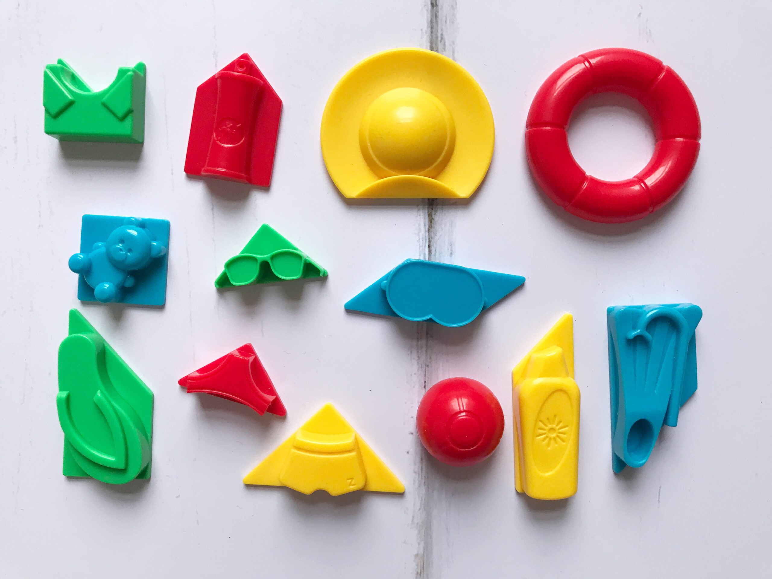 Get Packing Game Contents Playing Pieces The Bear & The Fox