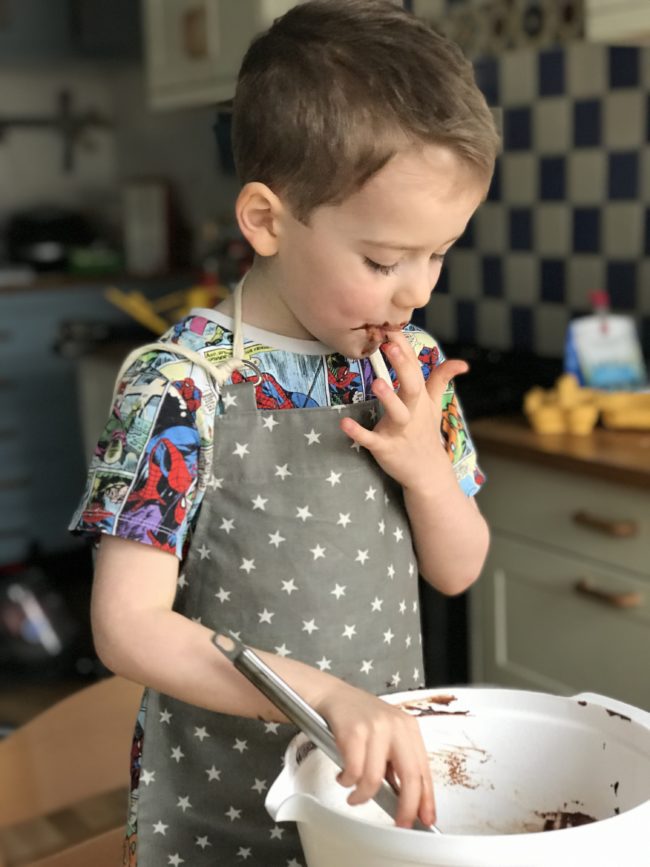 Baking chocolate cookies