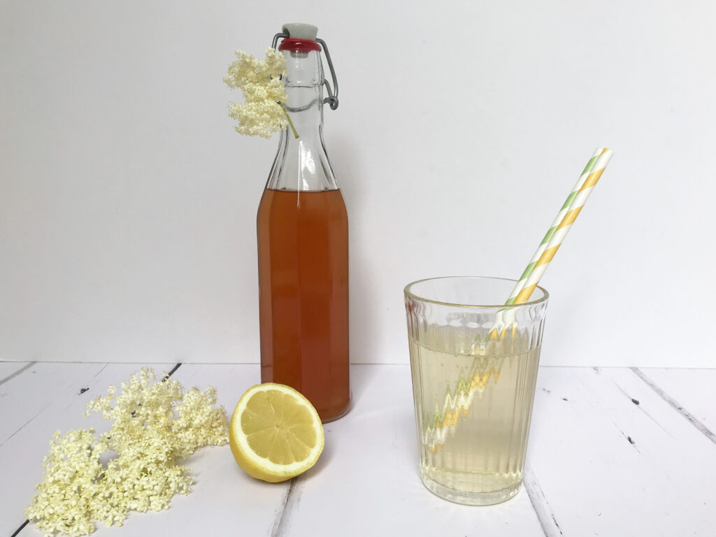 homemade elderflower cordial