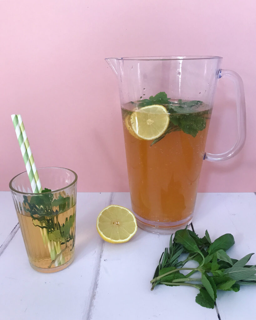 Kräuterlimonade German Herbal Lemonade