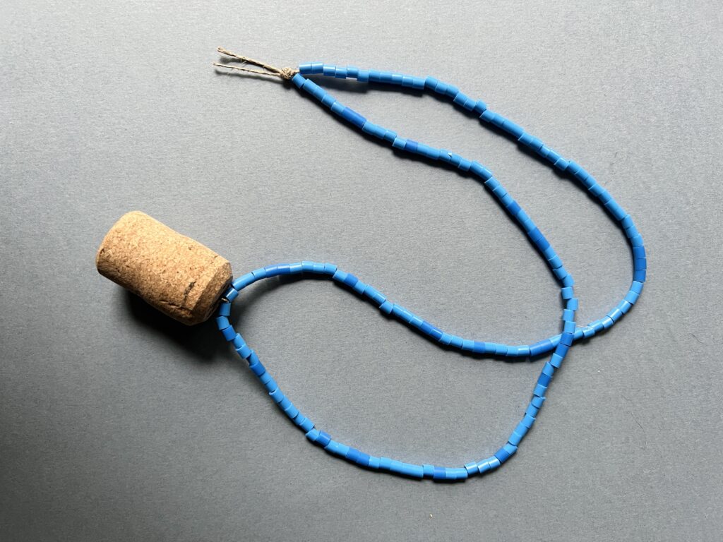 Luna Lovegood cork necklace tutorial - step 4