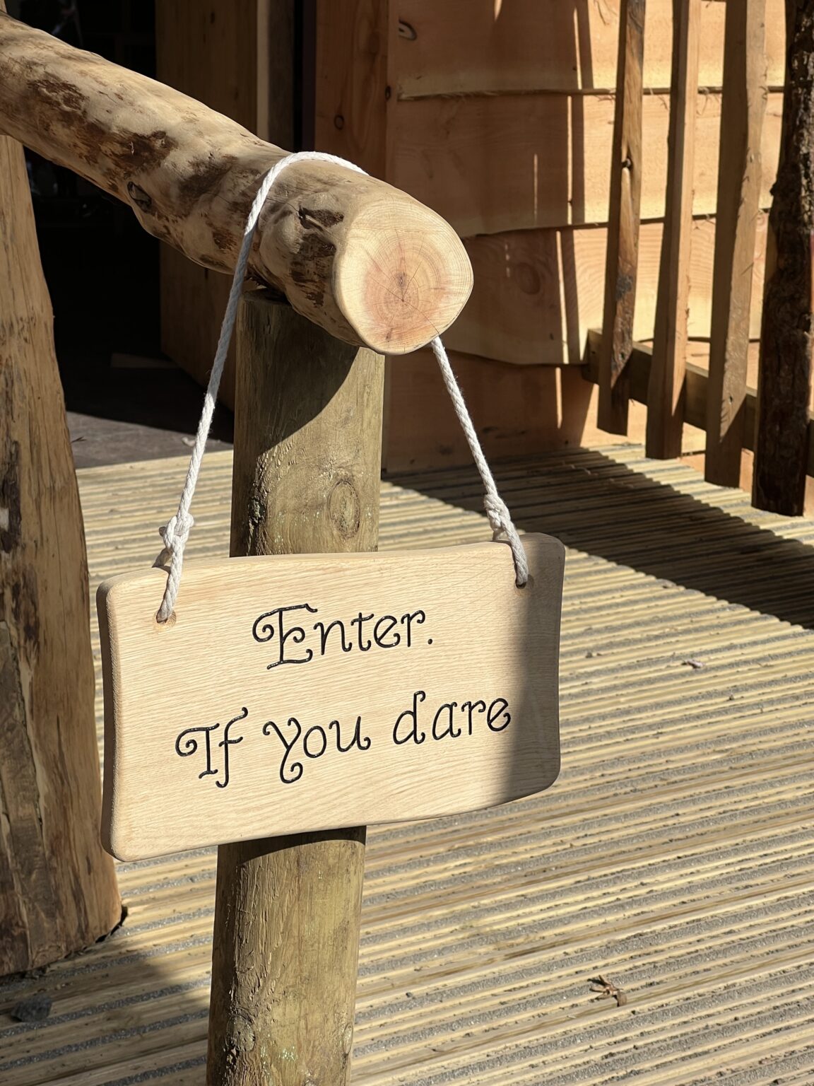 {Scotland} Abbotsford House & Witch Corner with Kids The Bear & The Fox