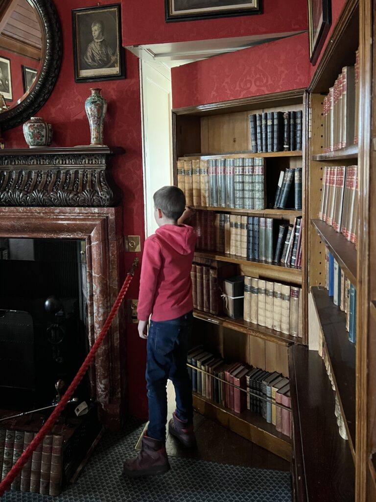 Lauriston Castle Edinburgh library hidden door