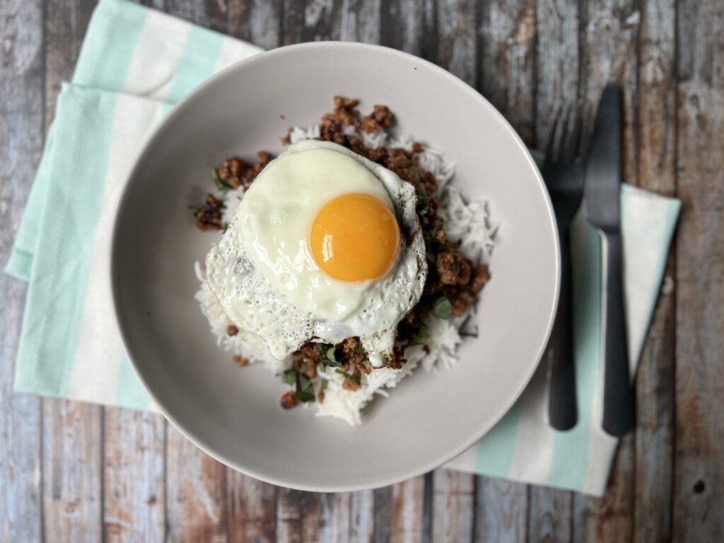 Spicy Turkey Mince with Fried Egg