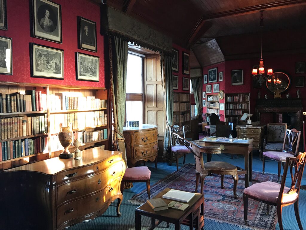 Lauriston Castle Library