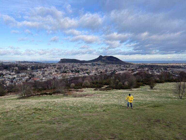 {Edinburgh} Climbing Blackford Hill with Kids