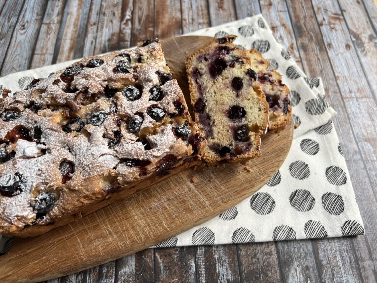 Blueberry & Lemon Loaf Cake